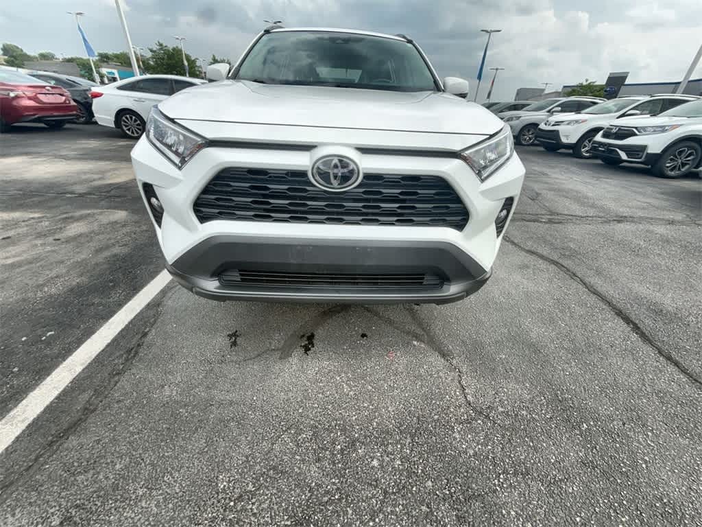2021 Toyota RAV4 XLE 10