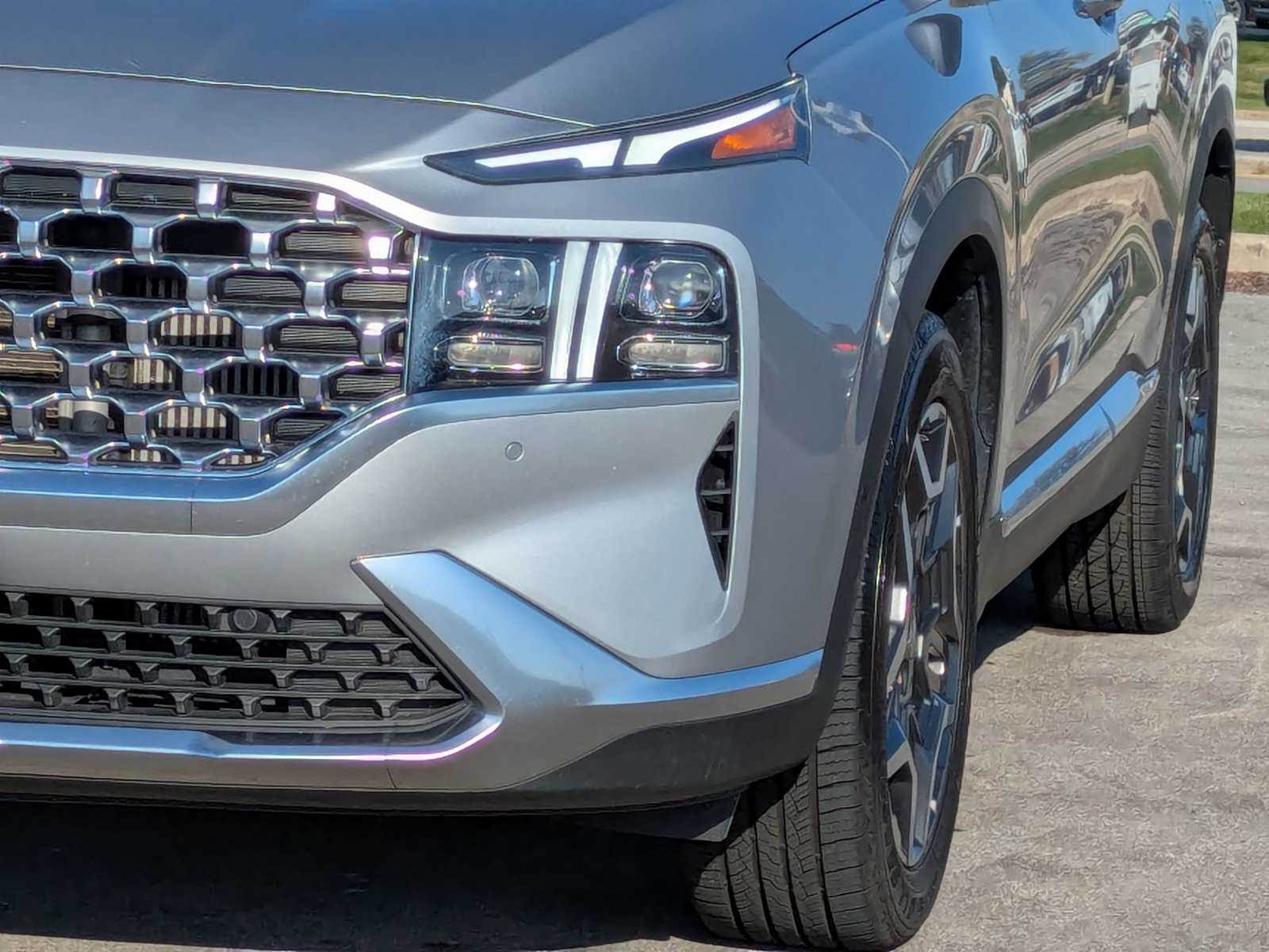 Thumbnail: 2022 Hyundai Santa Fe - 10