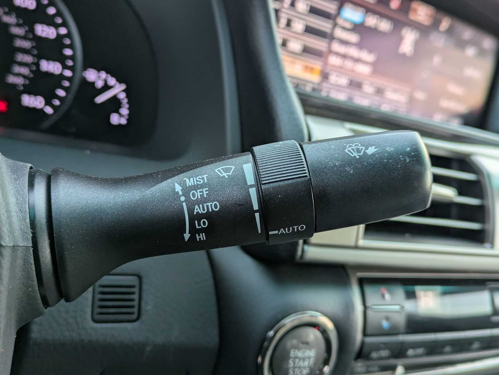 Thumbnail: 2015 Lexus LS - 26