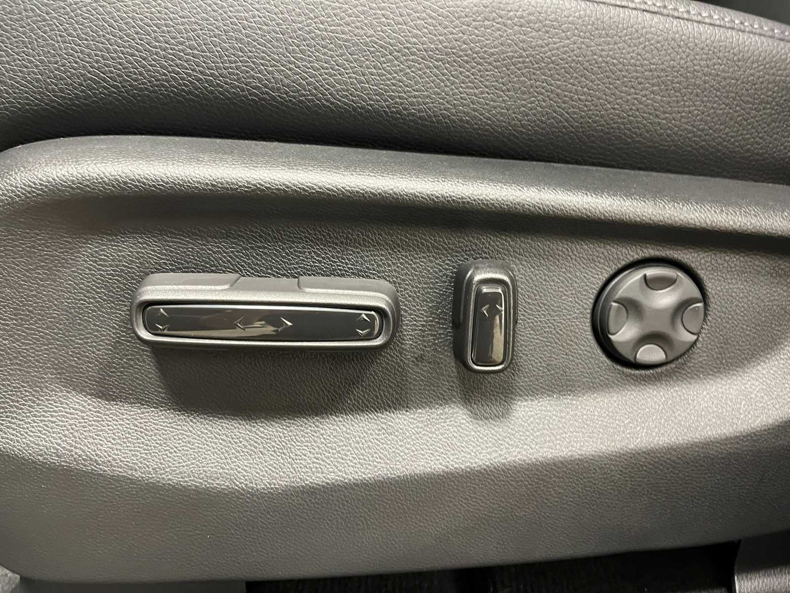 Thumbnail: 2026 Honda Odyssey - 12