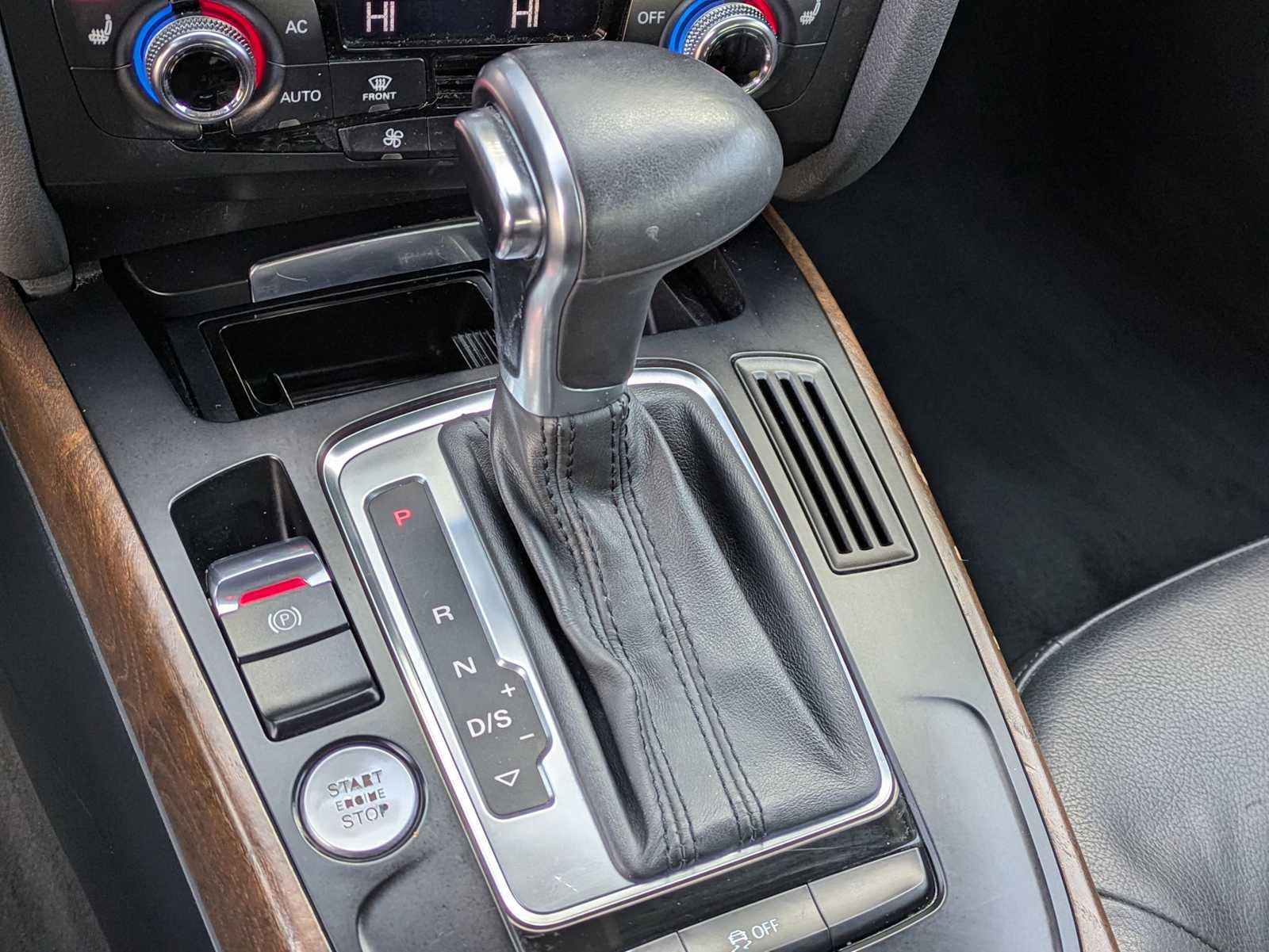 Thumbnail: 2013 Audi A4 - 30