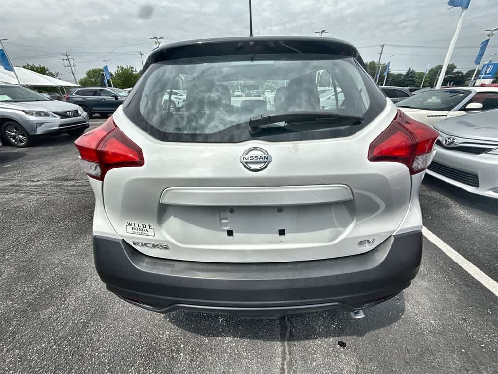 2018 Nissan Kicks SV 10