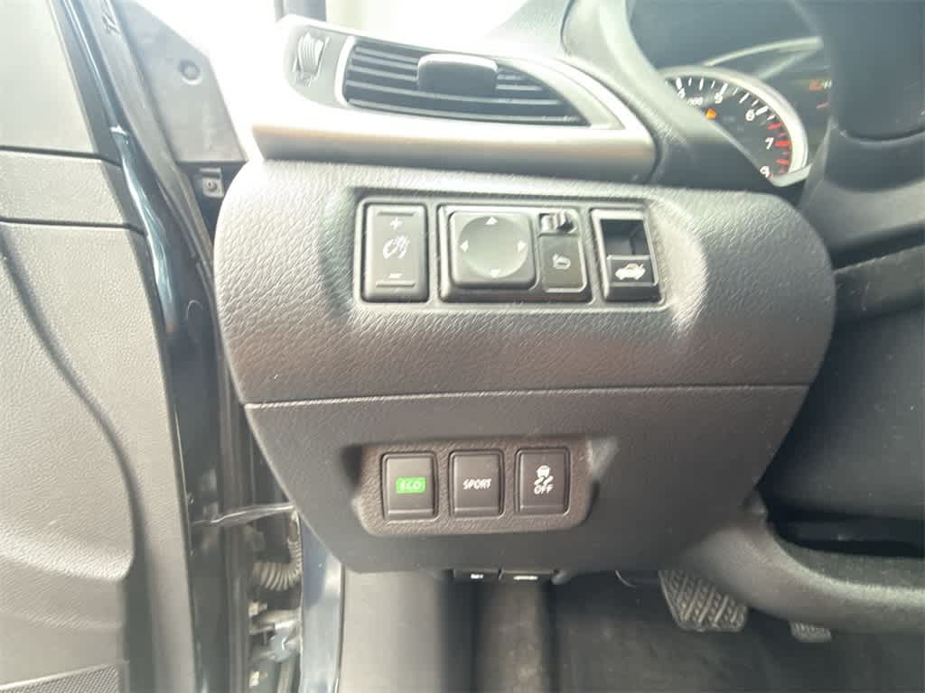 2016 Nissan Sentra SV 15