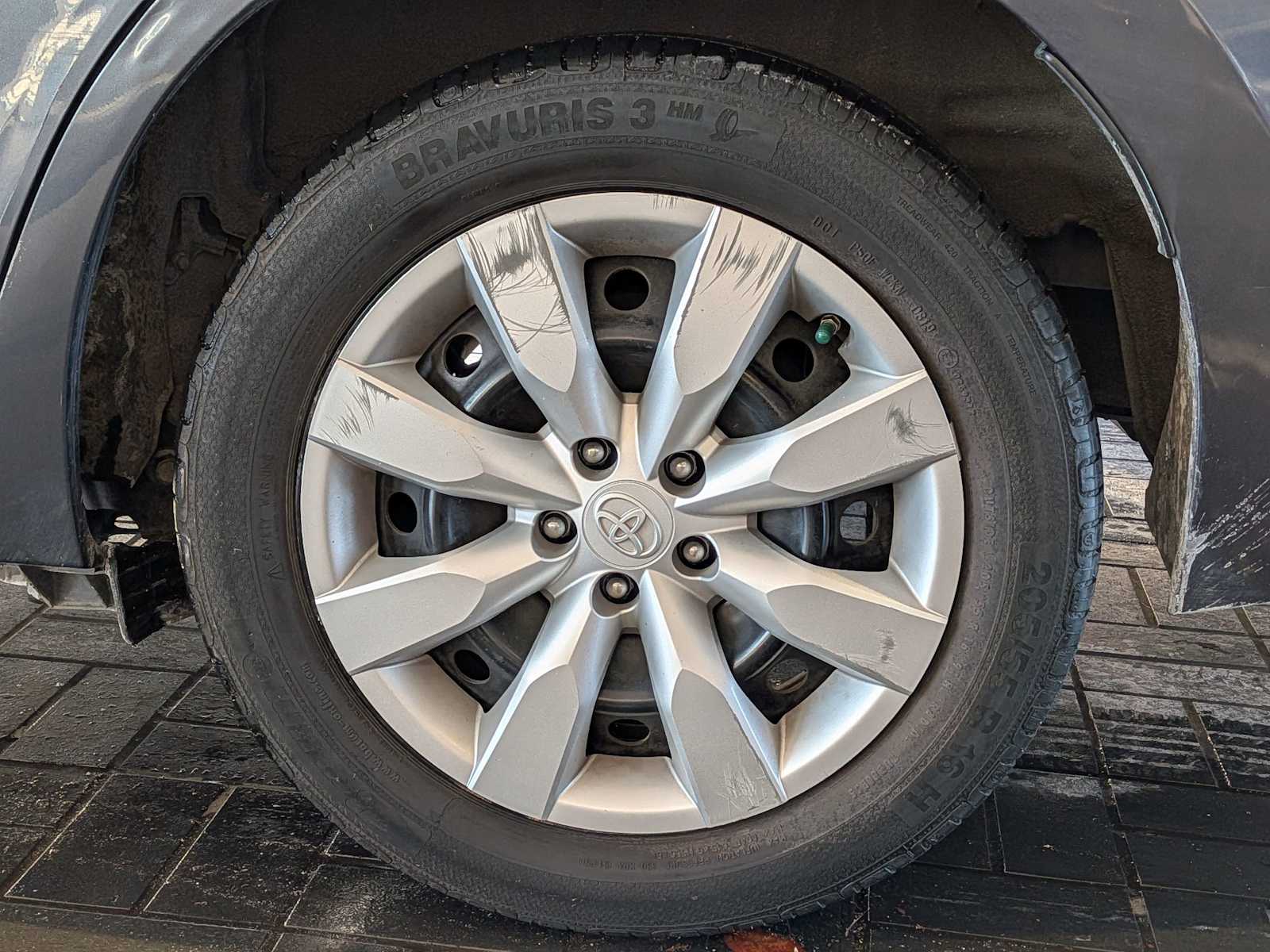 Thumbnail: 2014 Toyota Corolla - 13