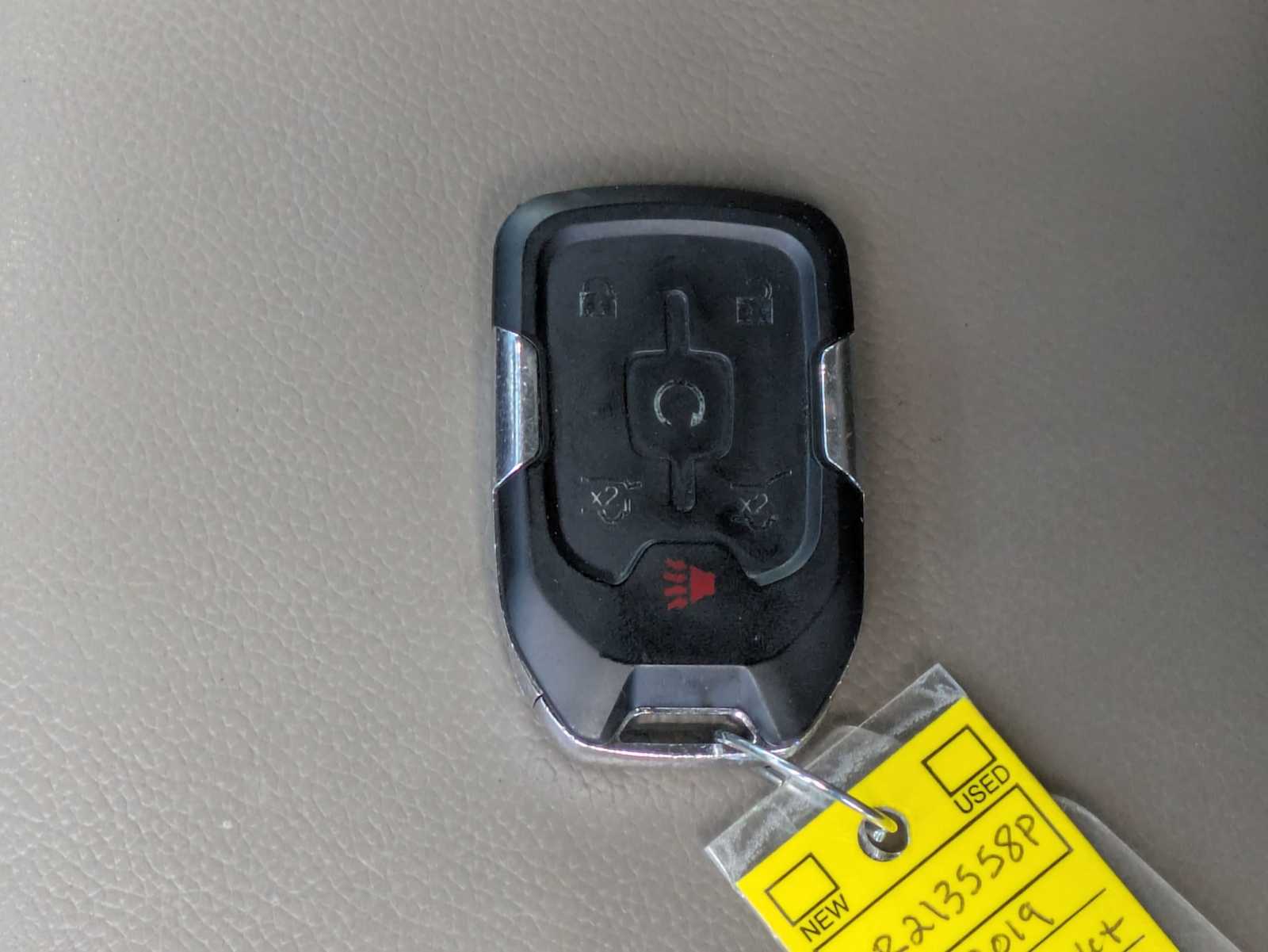 Thumbnail: 2019 Chevrolet Suburban - 33