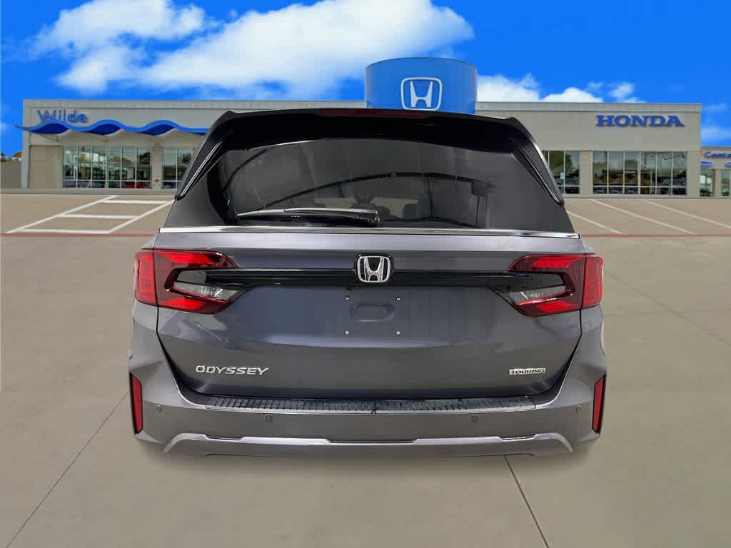 2026 Honda Odyssey Touring photo 4