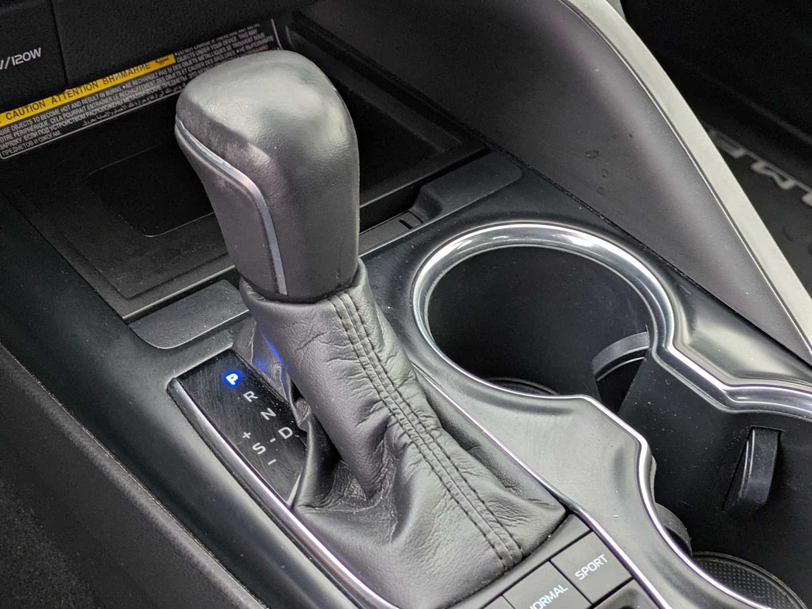 Thumbnail: 2019 Toyota Camry - 32