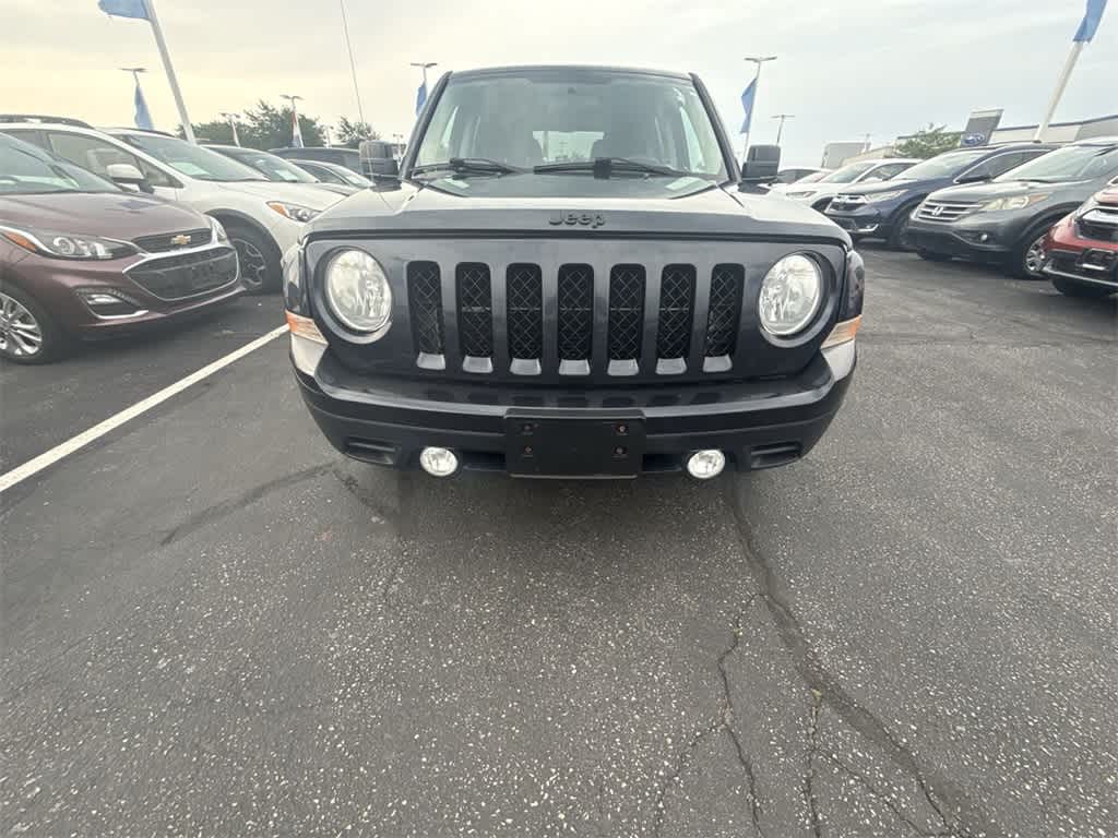 Thumbnail: 2014 Jeep Patriot - 10