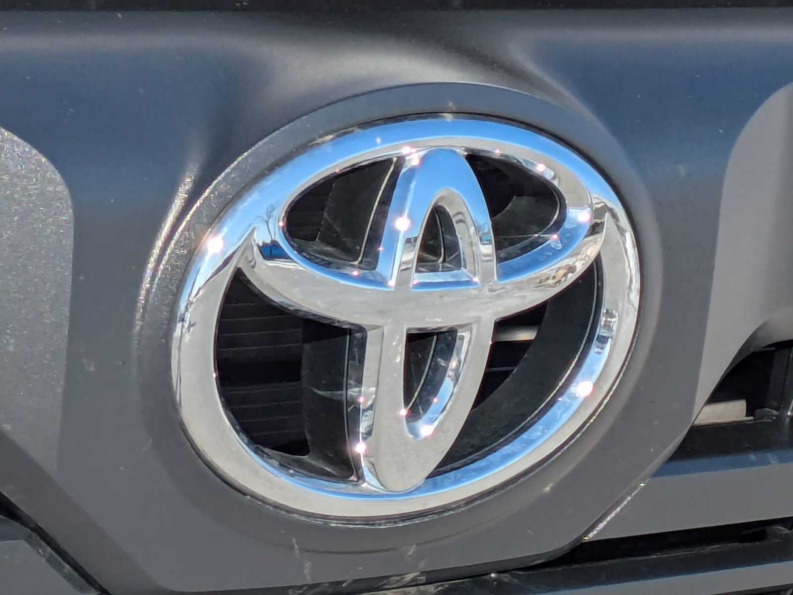 Thumbnail: 2023 Toyota Tundra - 11