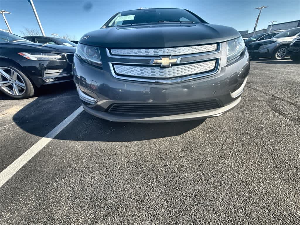 Thumbnail: 2013 Chevrolet Volt - 10