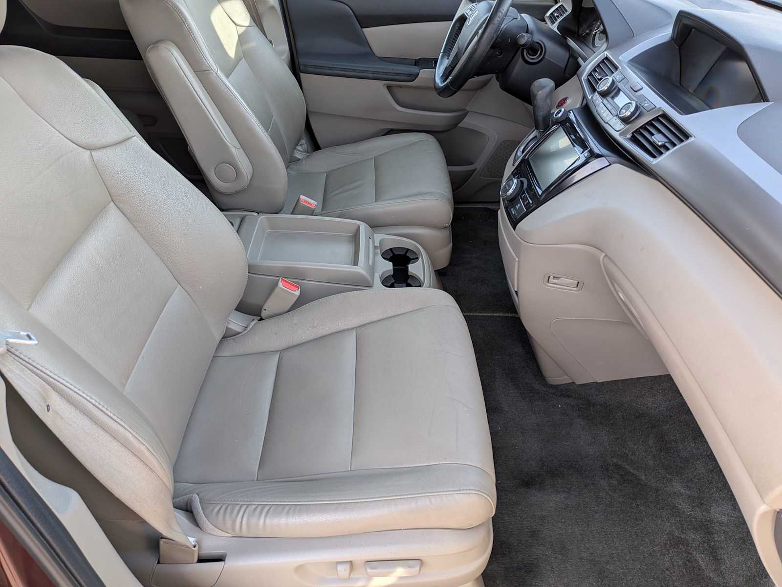 Thumbnail: 2017 Honda Odyssey - 21