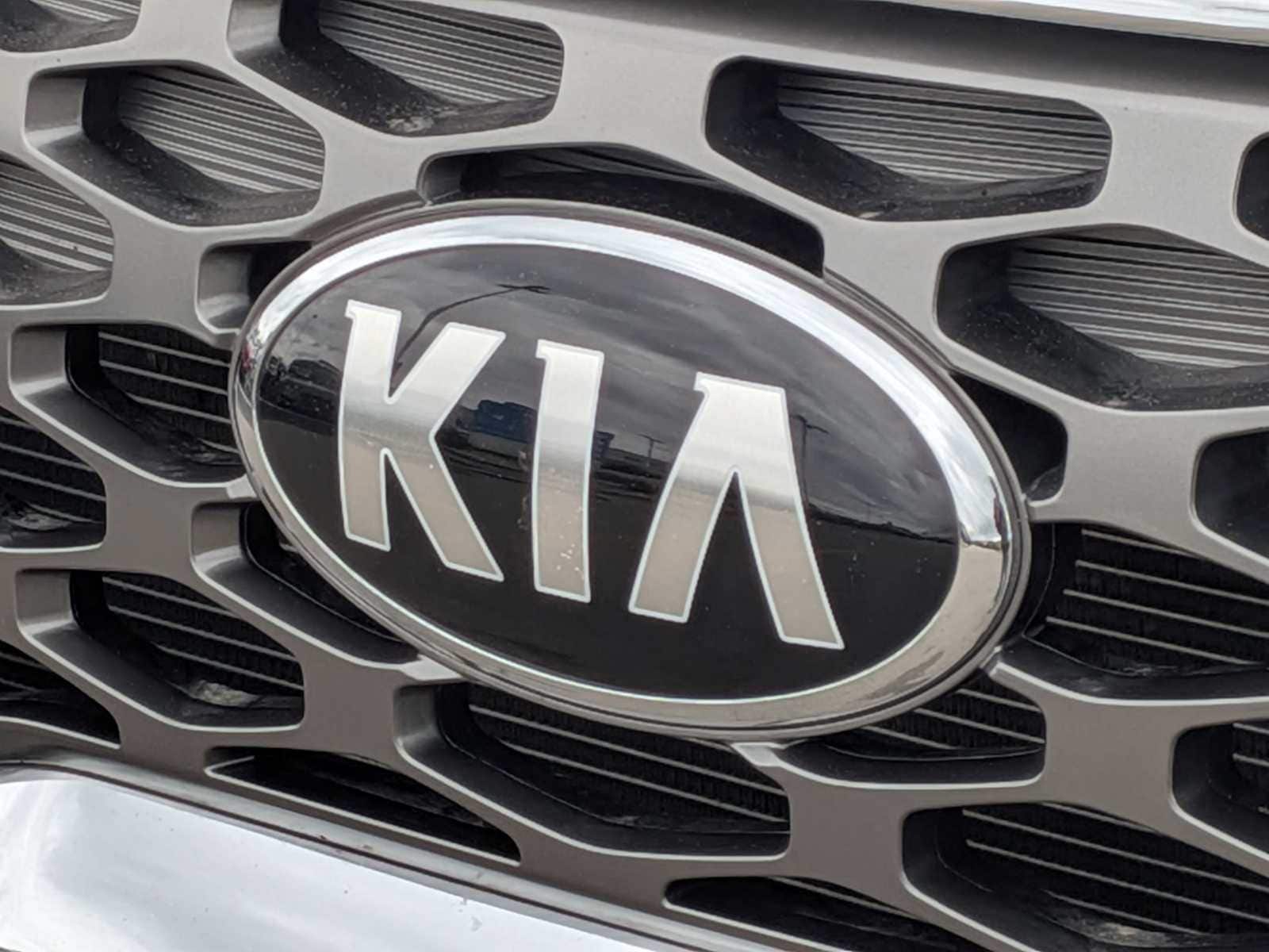 Thumbnail: 2020 Kia Telluride - 14