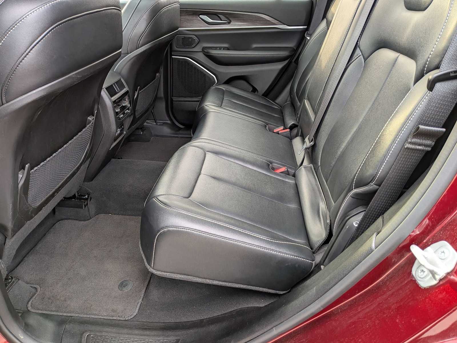 Thumbnail: 2024 Jeep Grand Cherokee - 13