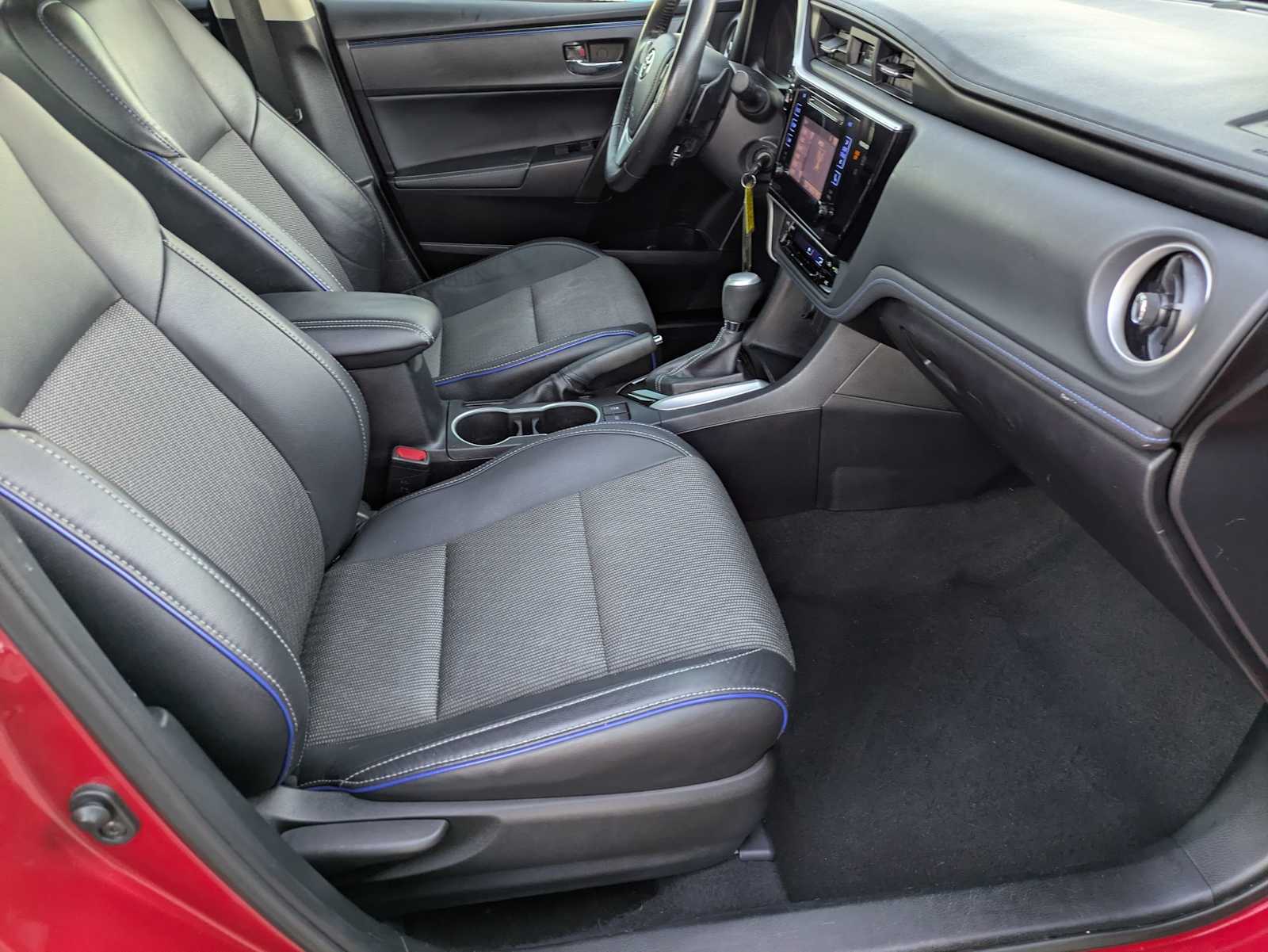 Thumbnail: 2017 Toyota Corolla - 19