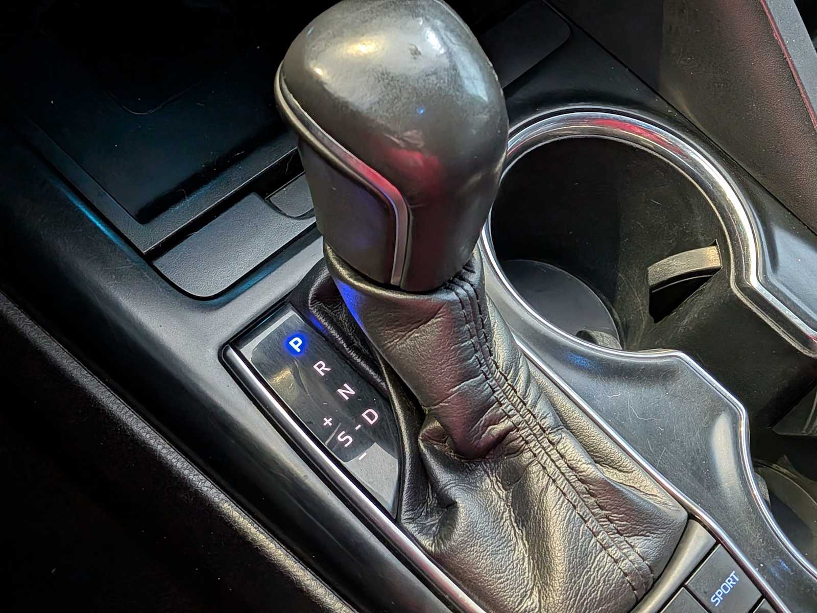 Thumbnail: 2019 Toyota Camry - 29