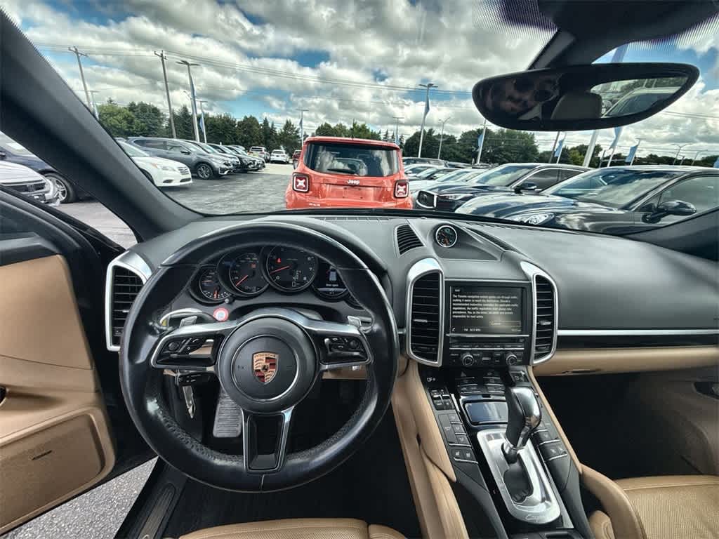 Thumbnail: 2016 Porsche Cayenne - 14