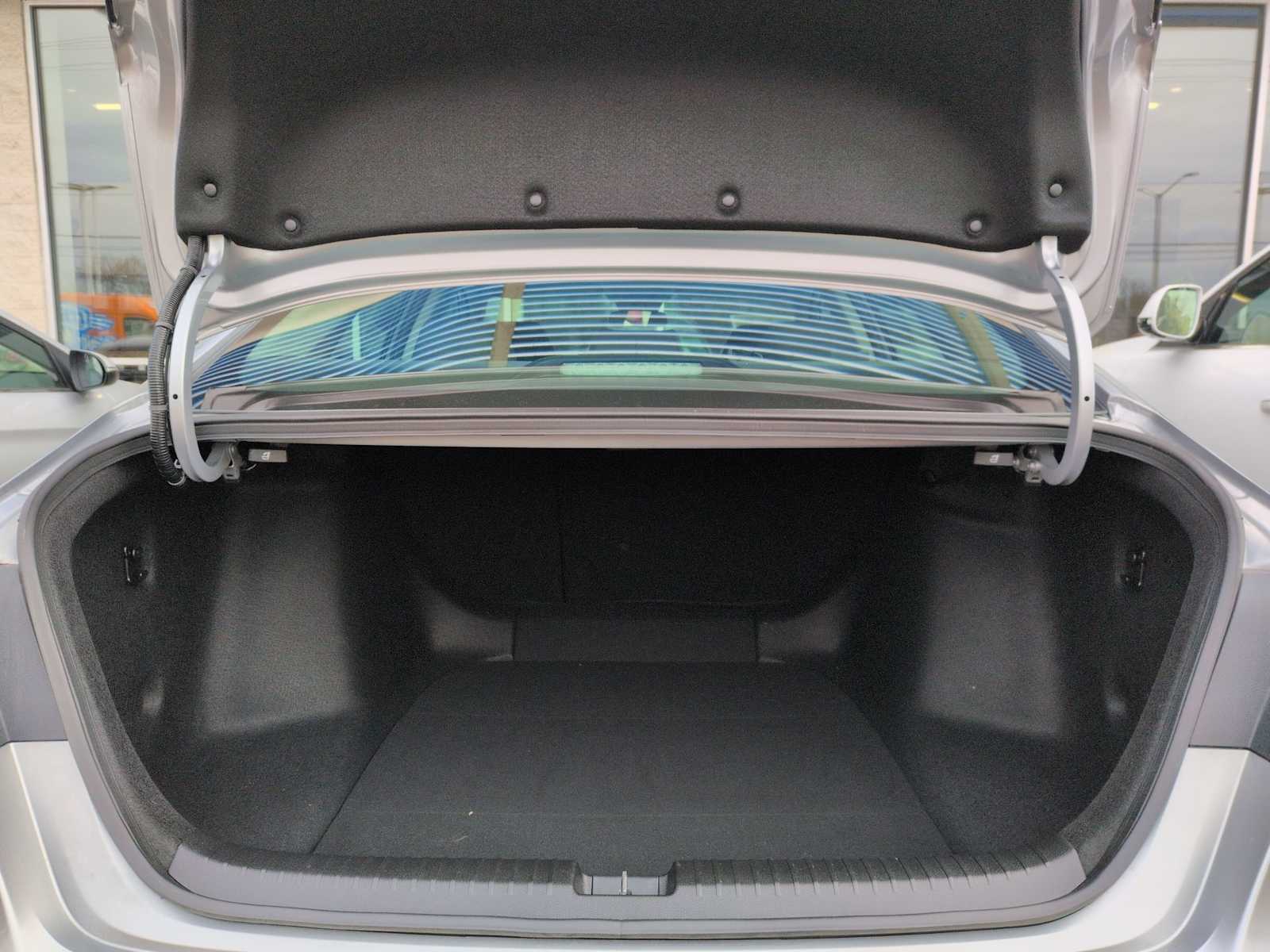 Thumbnail: 2023 Honda Accord - 32