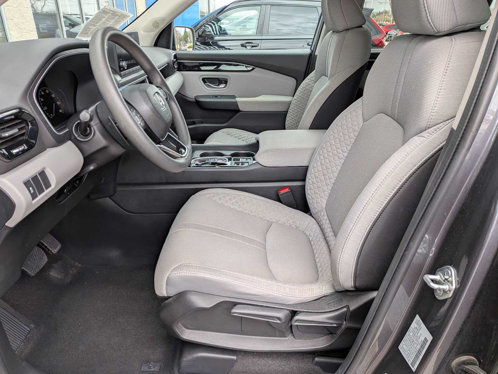 Thumbnail: 2023 Honda Pilot - 15