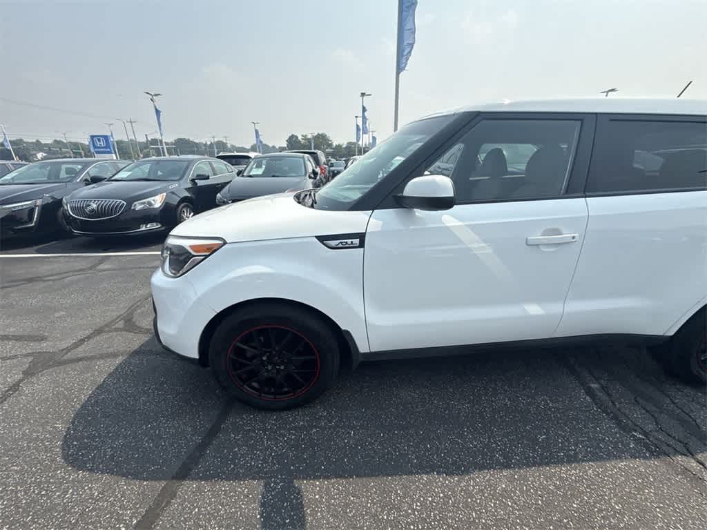 Thumbnail: 2015 Kia Soul - 3