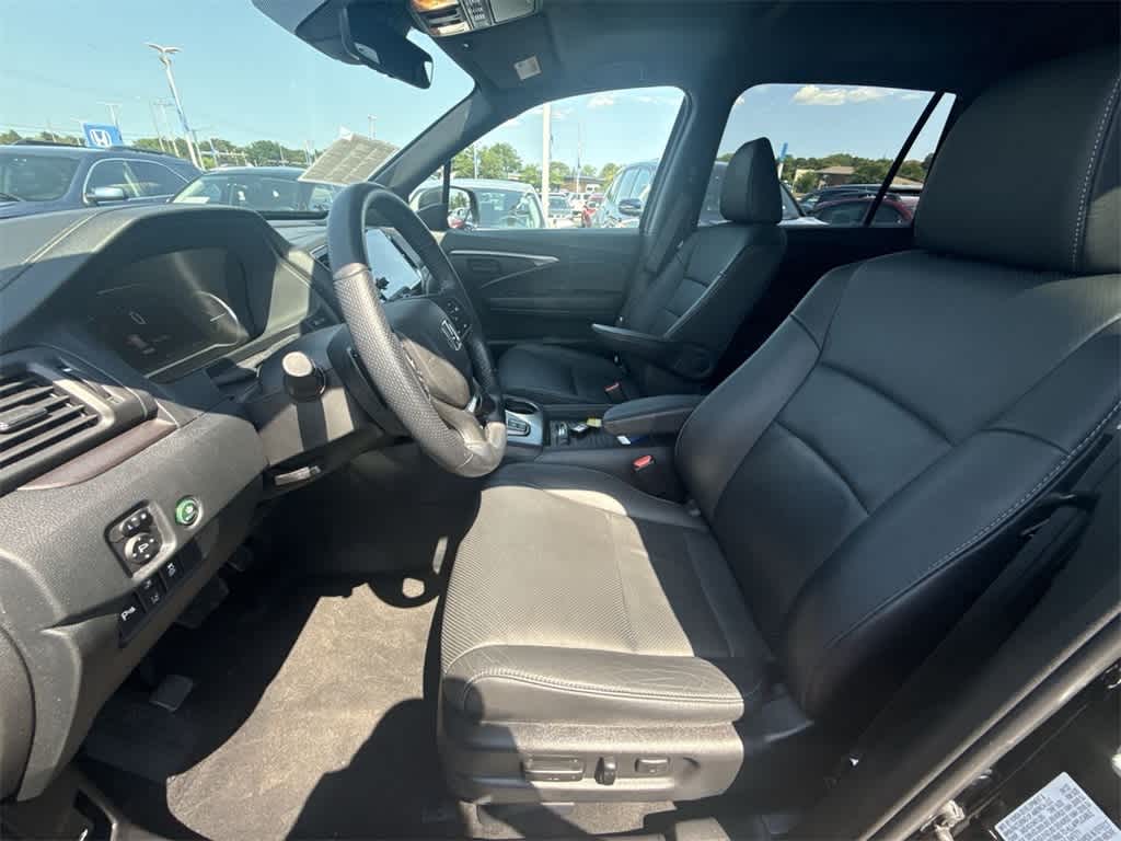 Thumbnail: 2022 Honda Passport - 2