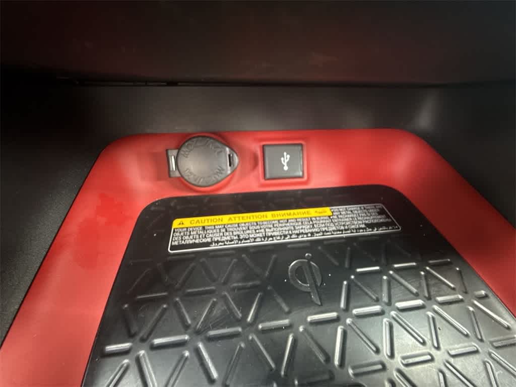 Thumbnail: 2020 Toyota RAV4 - 31