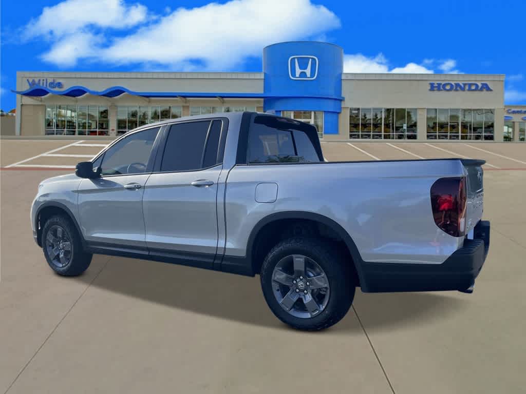 2026 Honda Ridgeline TrailSport photo 2