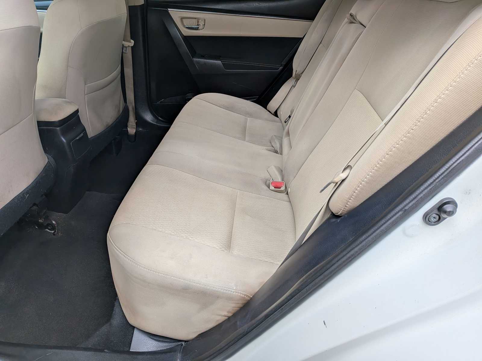 Thumbnail: 2016 Toyota Corolla - 16