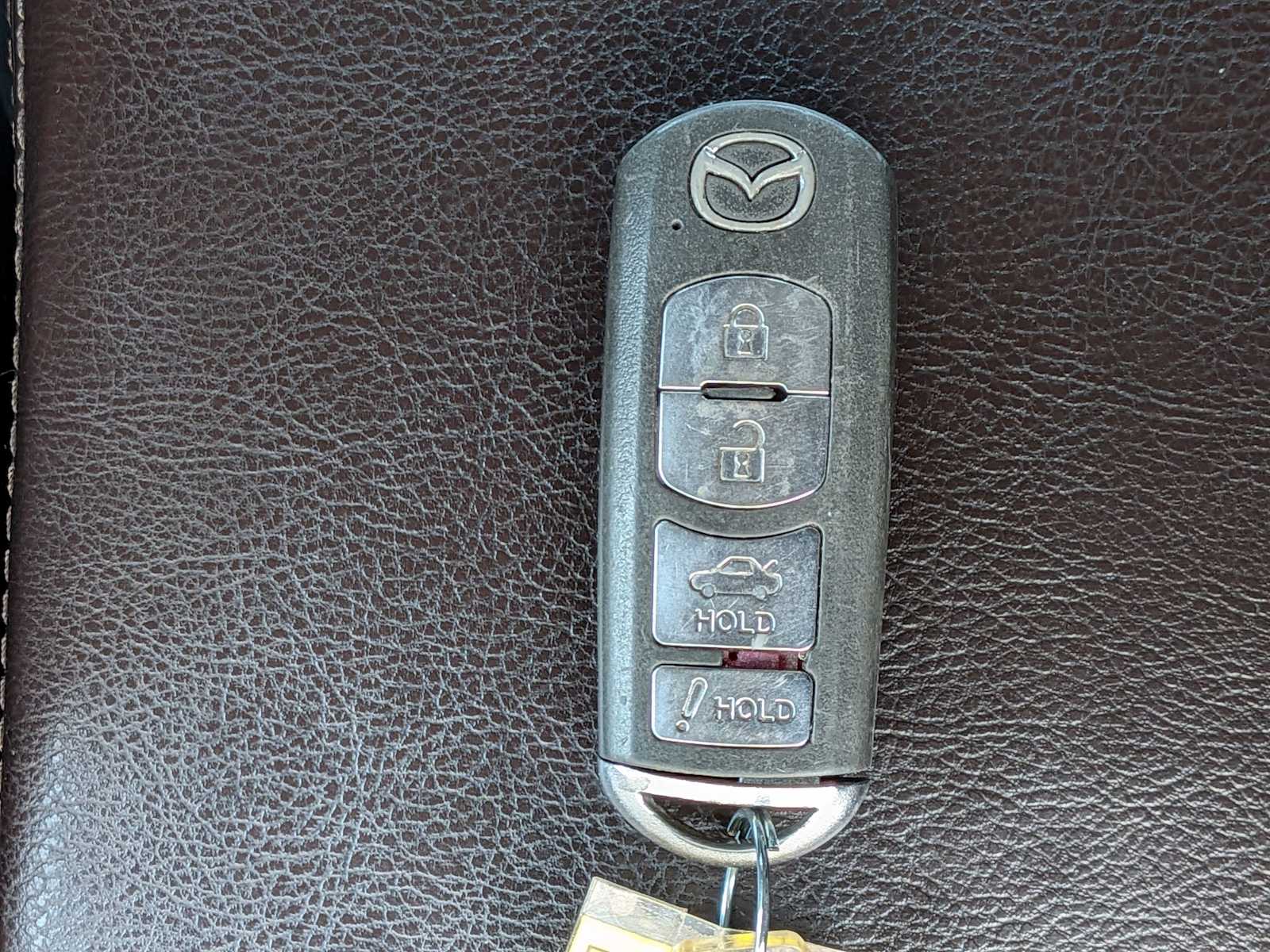 Thumbnail: 2018 Mazda Mazda3 - 28