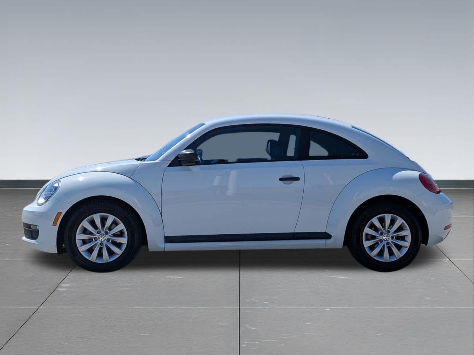 Thumbnail: 2016 Volkswagen Beetle - 2
