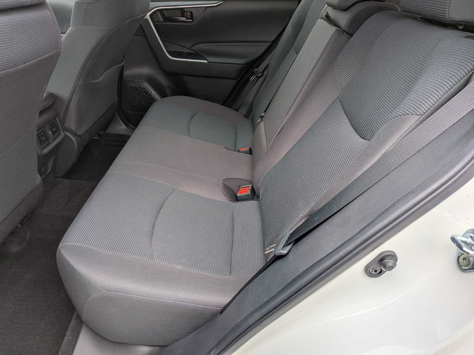 Thumbnail: 2023 Toyota RAV4 - 17