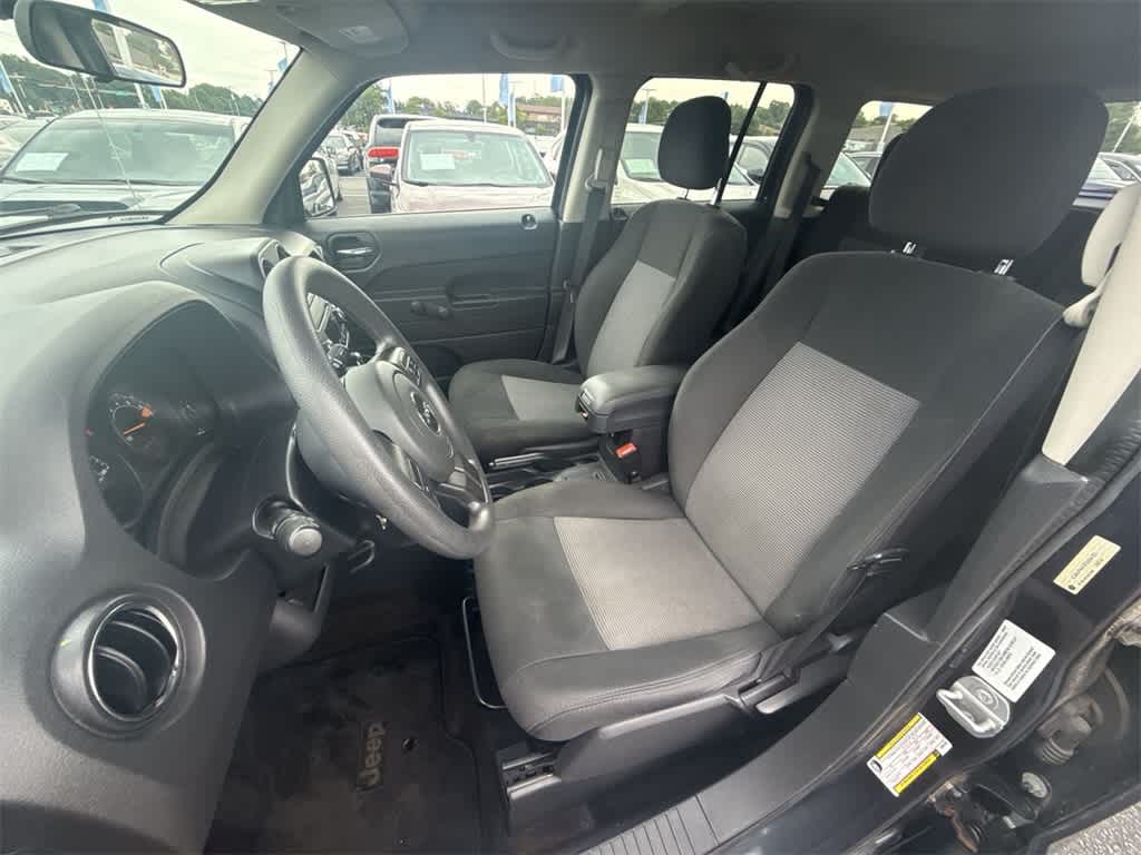 Thumbnail: 2014 Jeep Patriot - 15