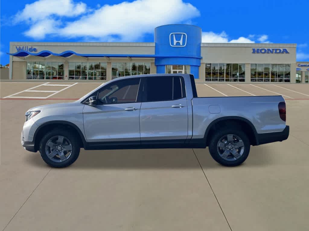 Thumbnail: 2025 Honda Ridgeline - 2