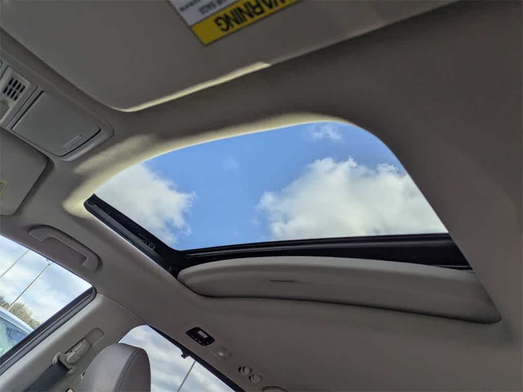 Thumbnail: 2016 Honda Odyssey - 18