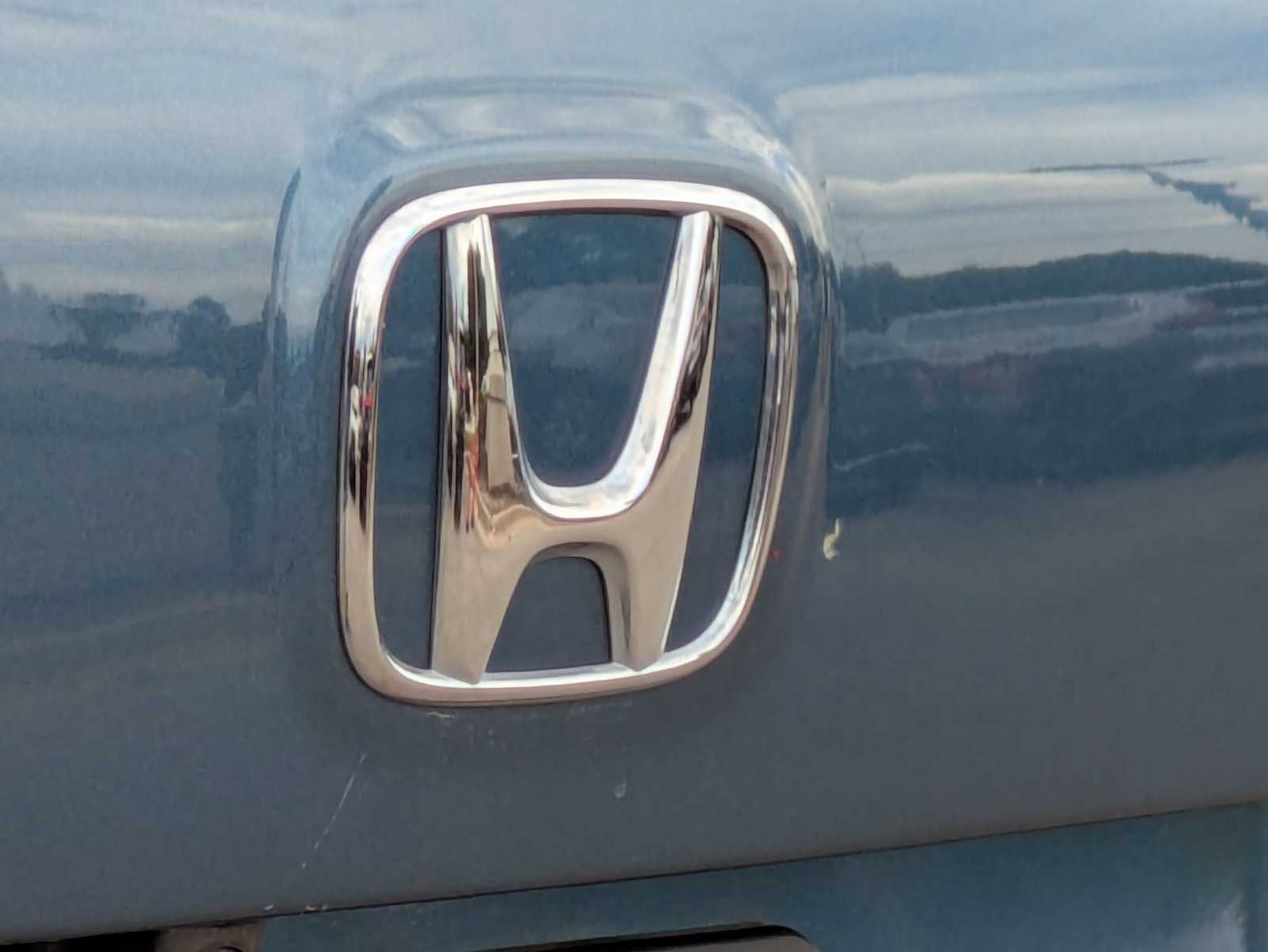 Thumbnail: 2017 Honda Pilot - 11