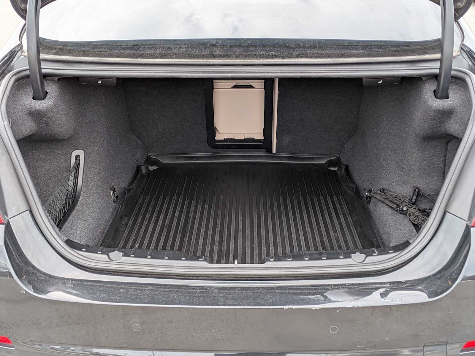 Thumbnail: 2013 BMW 5 Series - 31