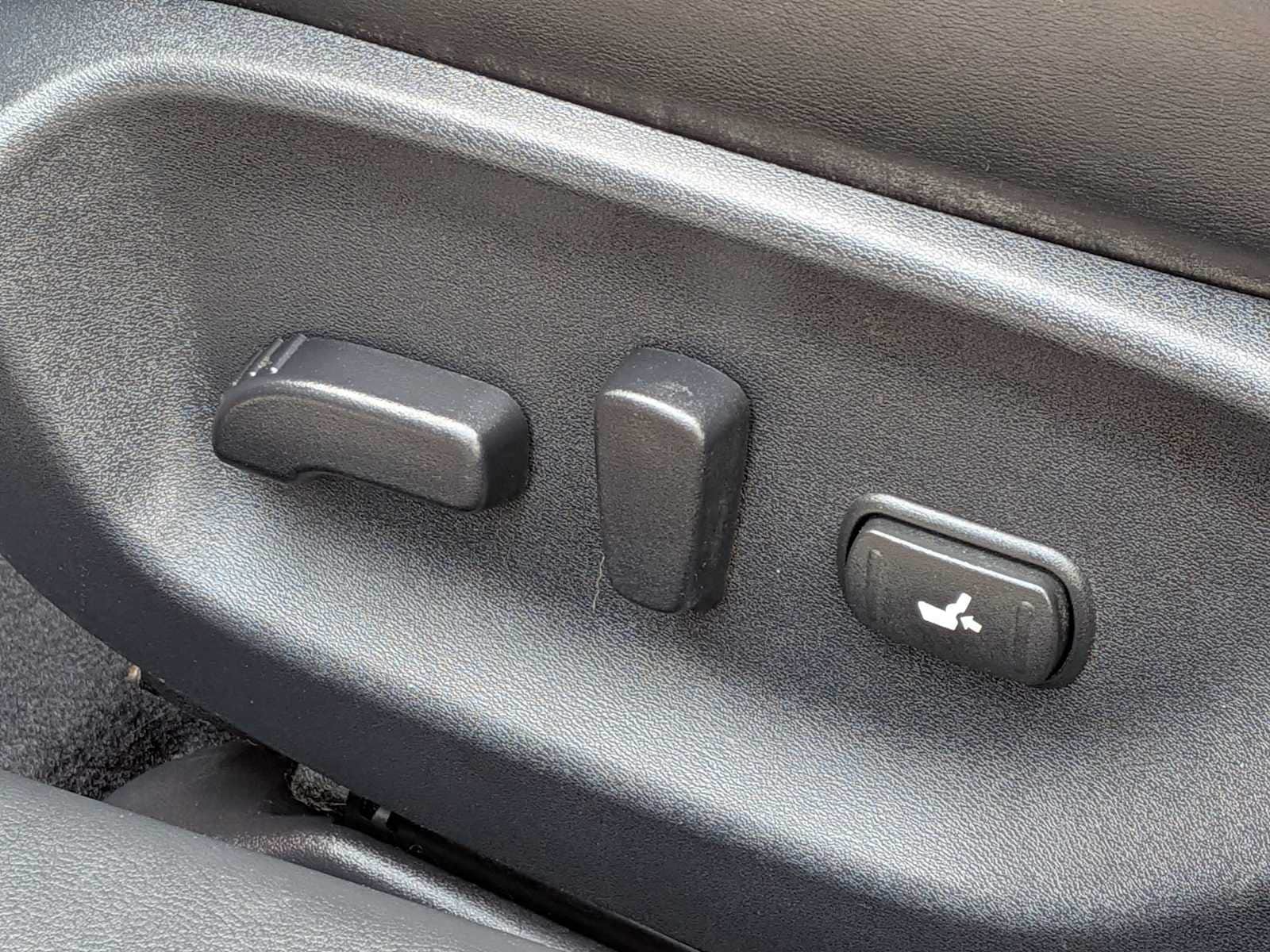 Thumbnail: 2019 INFINITI  - 15