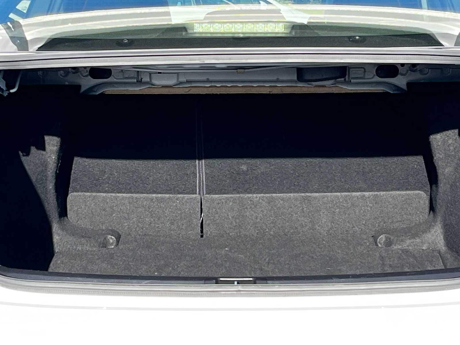 Thumbnail: 2023 Toyota Corolla - 30