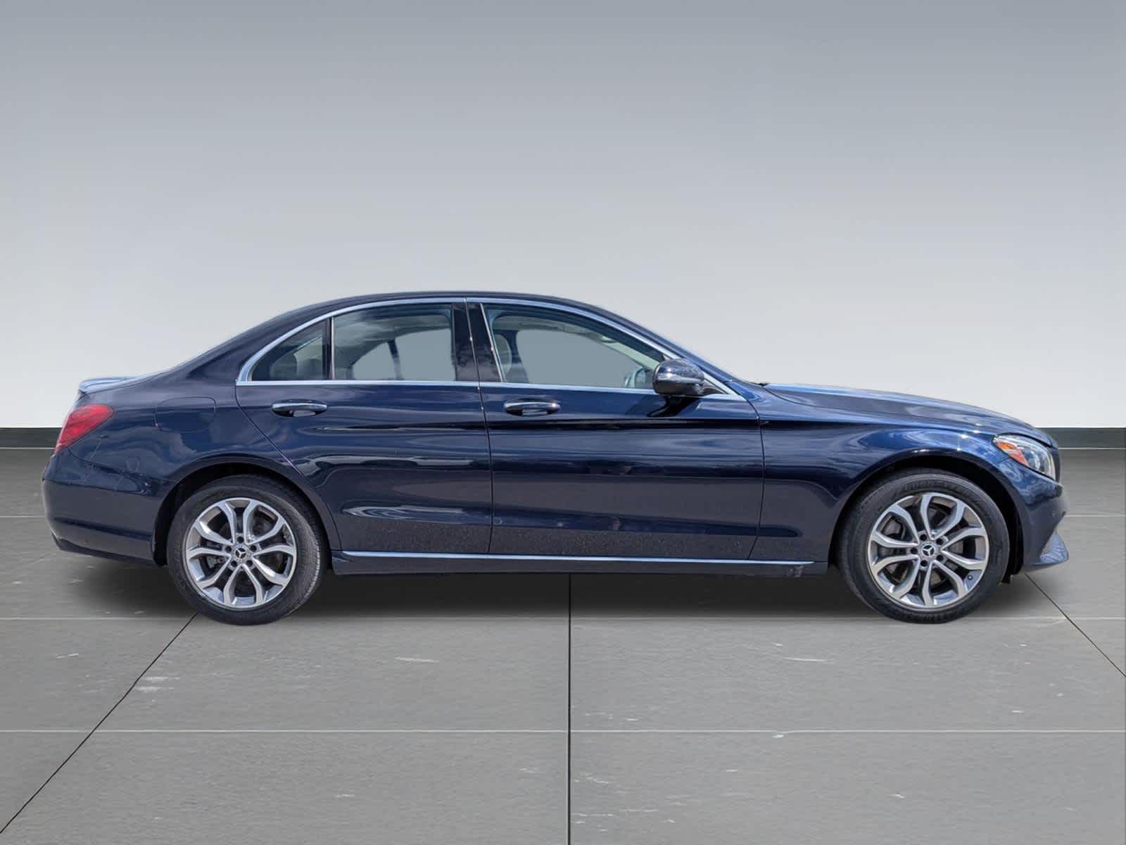 Thumbnail: 2017 Mercedes-Benz C-Class - 6