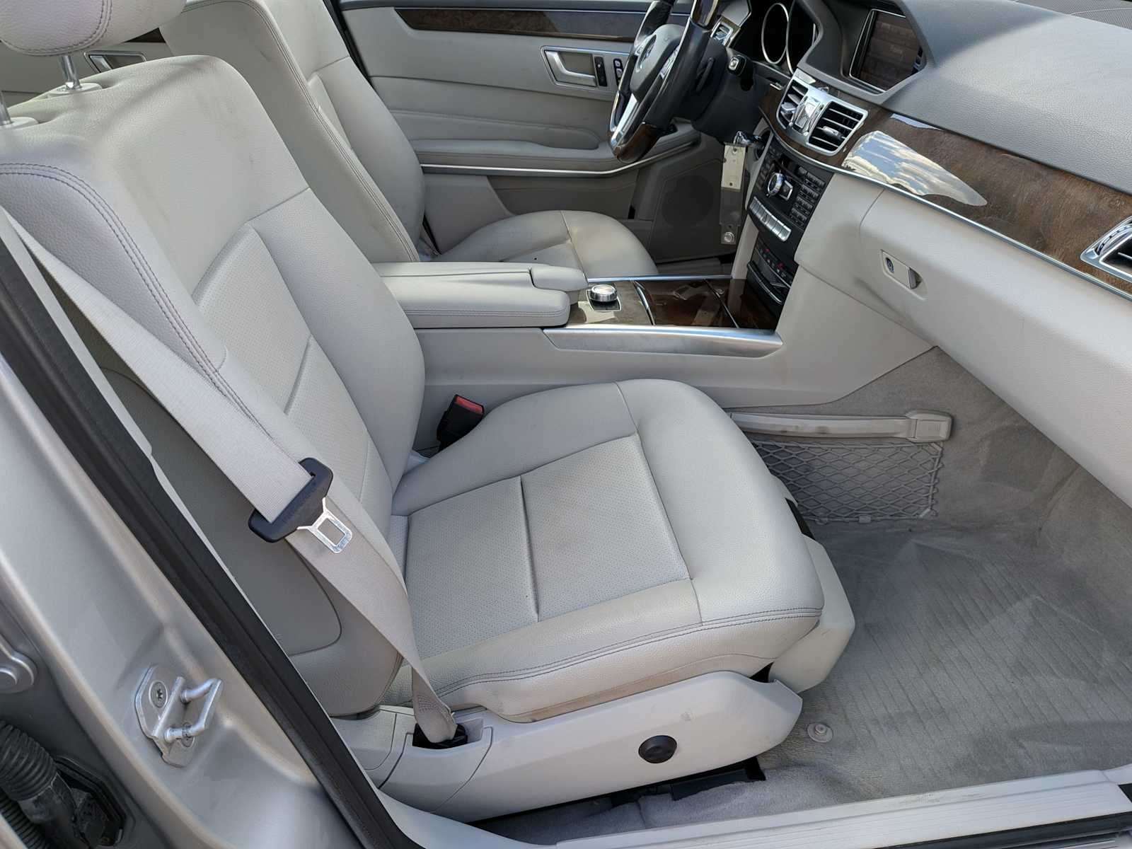 Thumbnail: 2015 Mercedes-Benz E-Class - 19