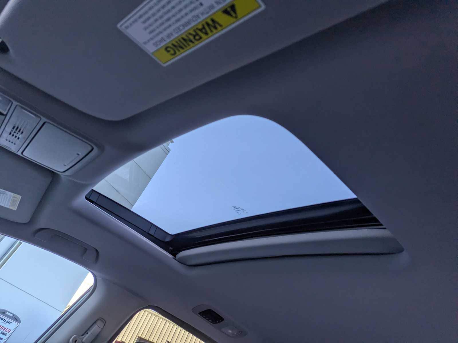 Thumbnail: 2019 Honda Odyssey - 17