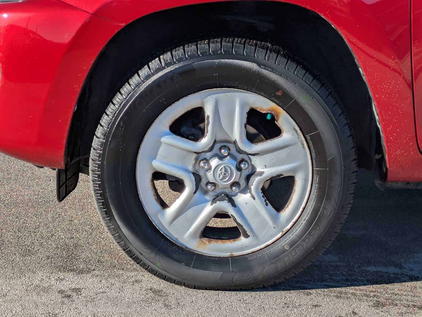 Thumbnail: 2011 Toyota RAV4 - 12