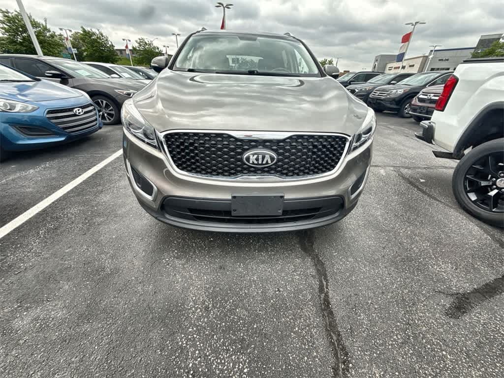 2016 Kia Sorento LX 9