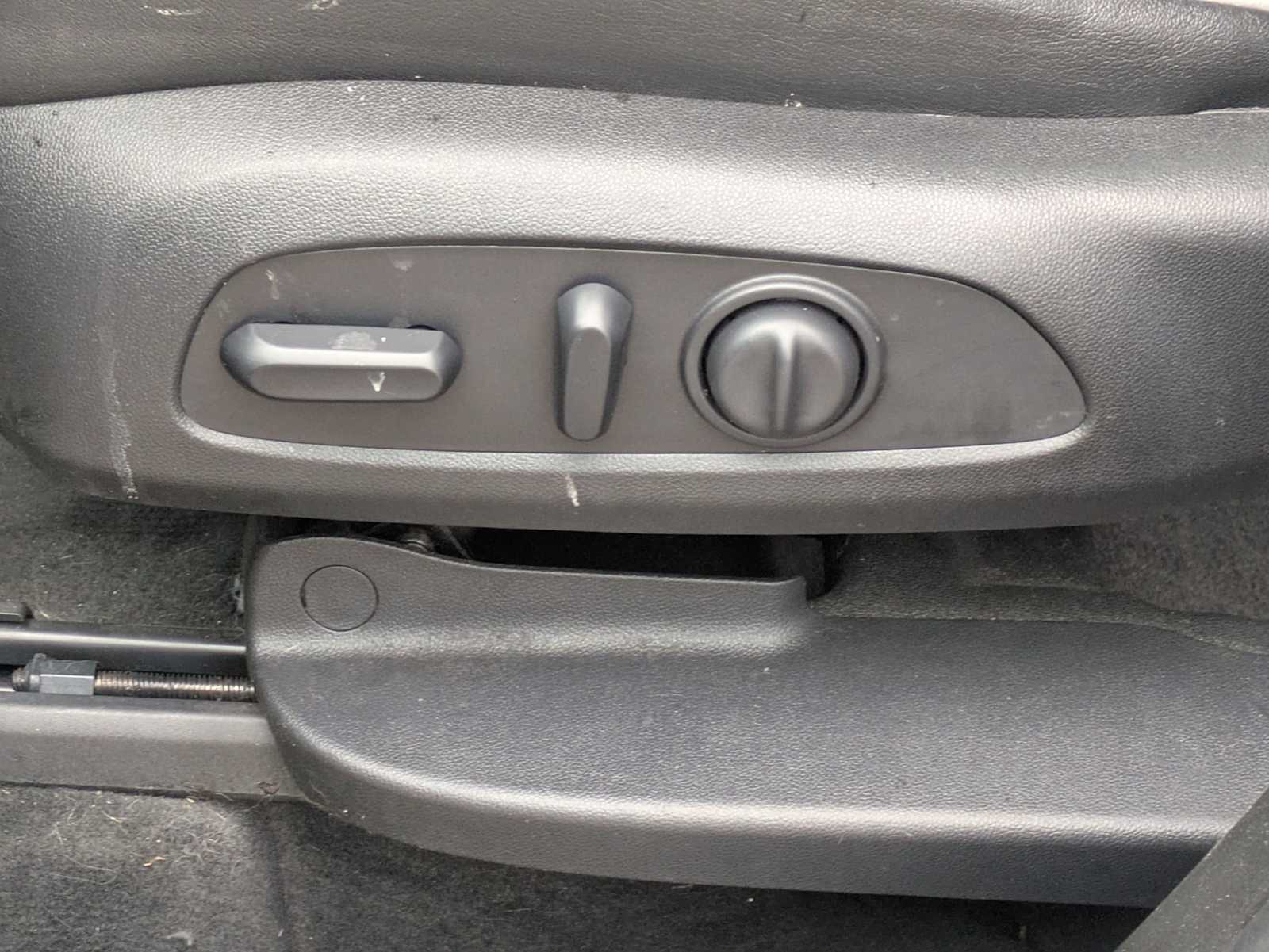 Thumbnail: 2020 Chevrolet Traverse - 16