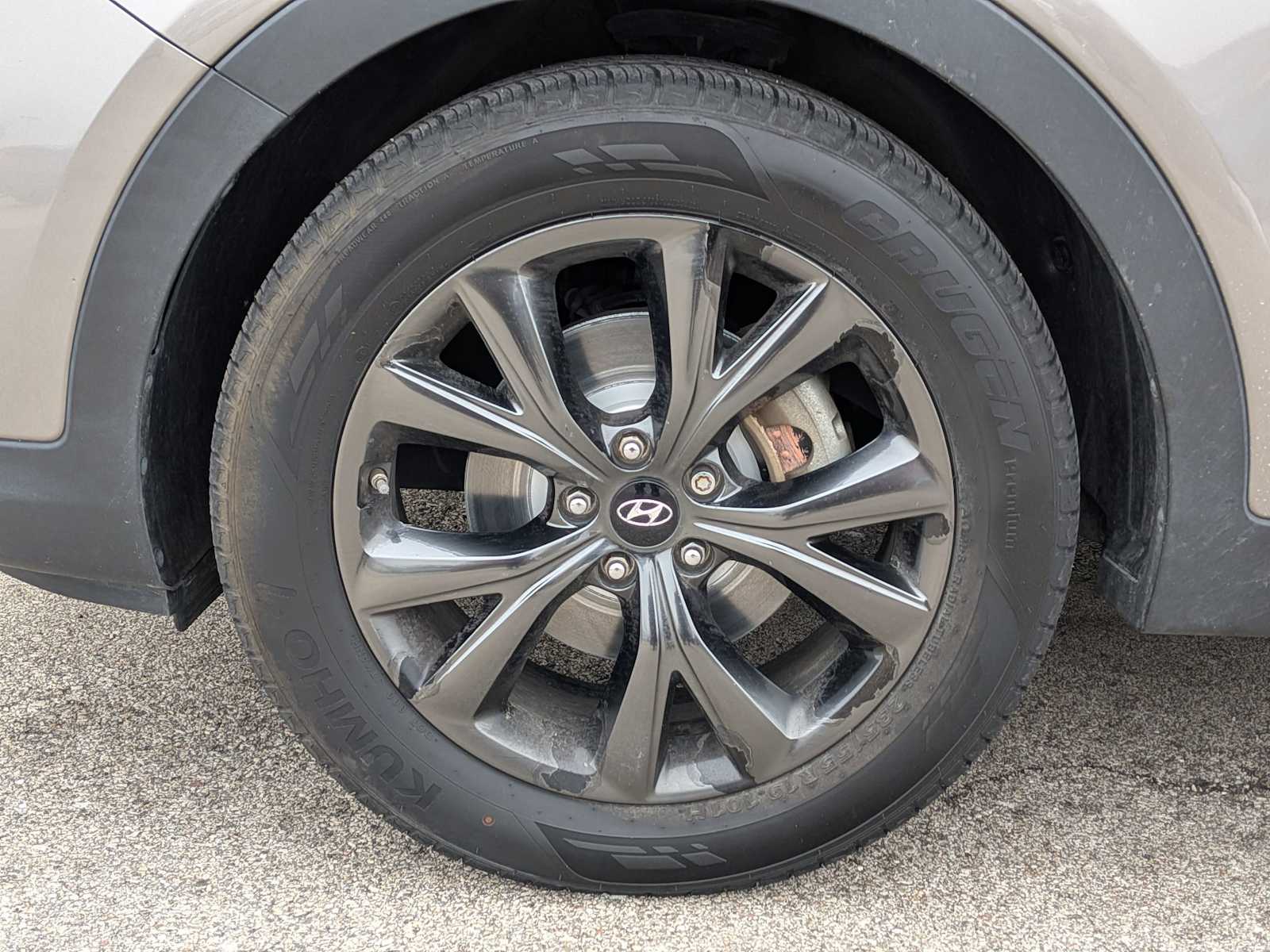 Thumbnail: 2017 Hyundai Santa Fe - 13