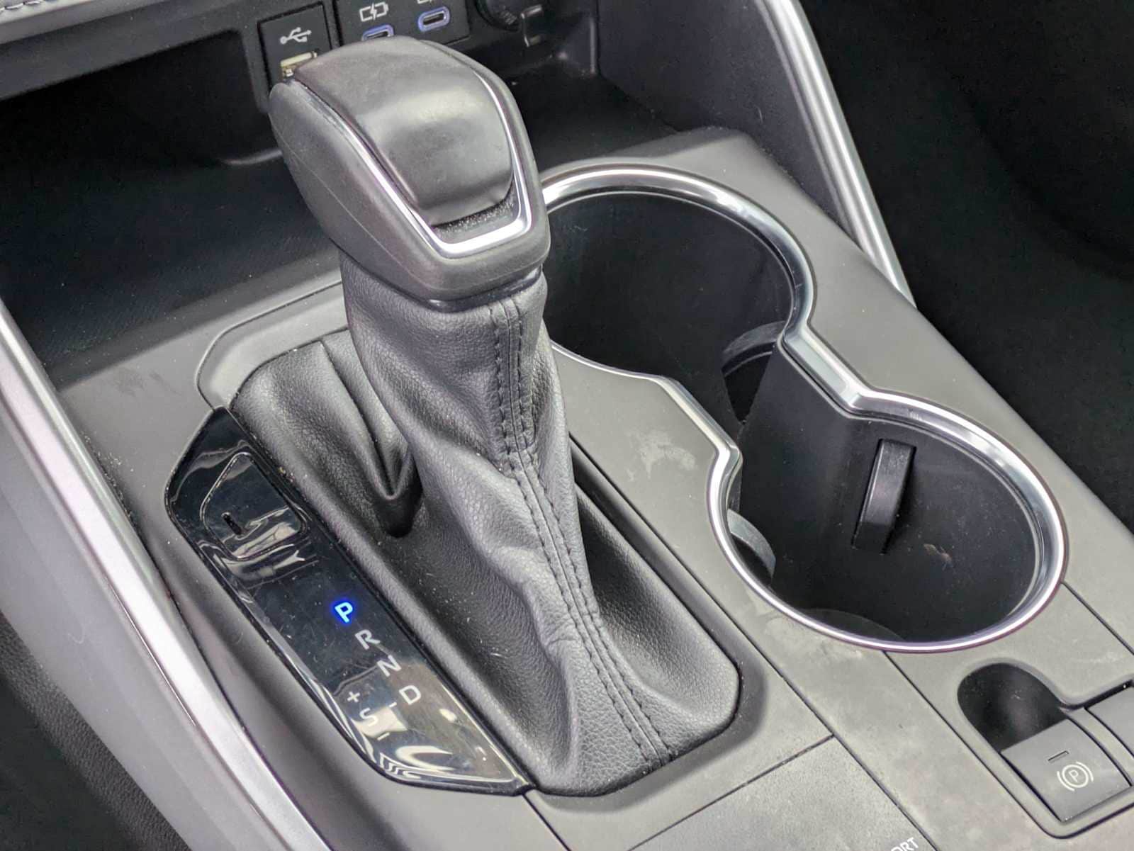 Thumbnail: 2022 Toyota Highlander - 29