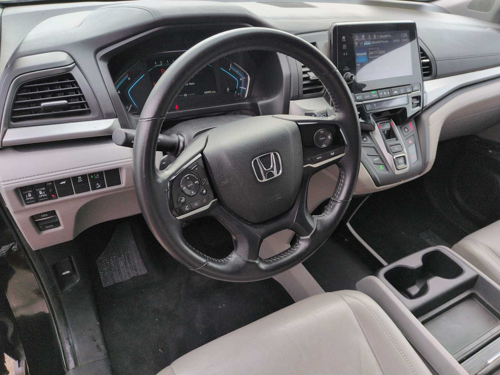 Thumbnail: 2019 Honda Odyssey - 2