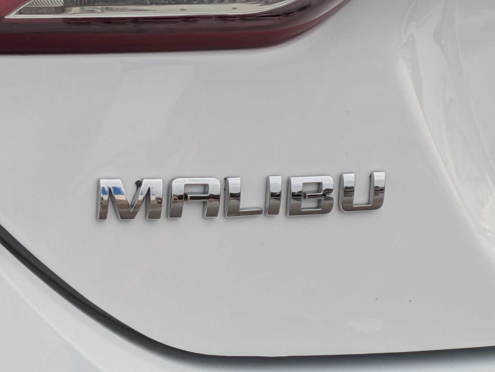 Thumbnail: 2024 Chevrolet Malibu - 12