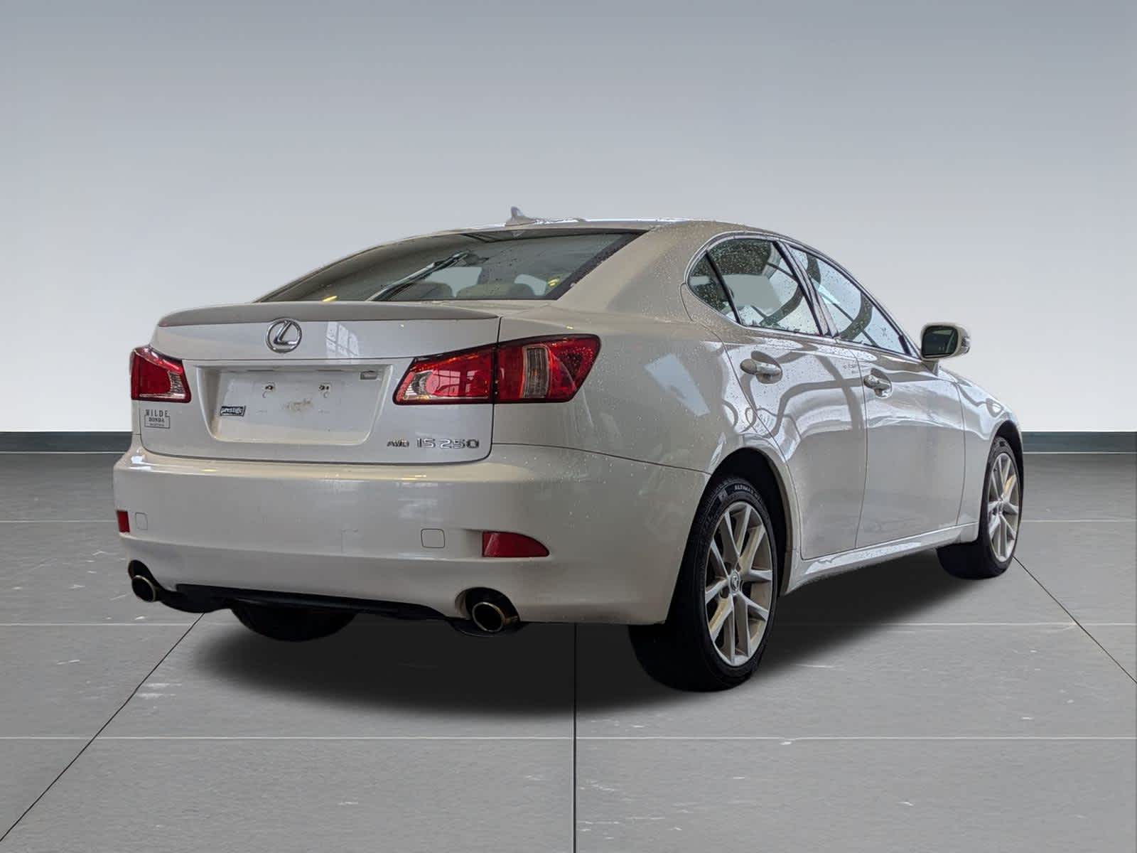 Thumbnail: 2012 Lexus IS - 6