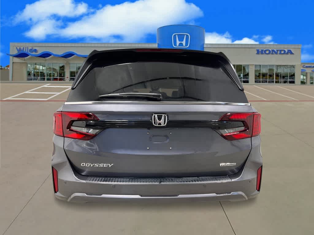 2026 Honda Odyssey Touring photo 3