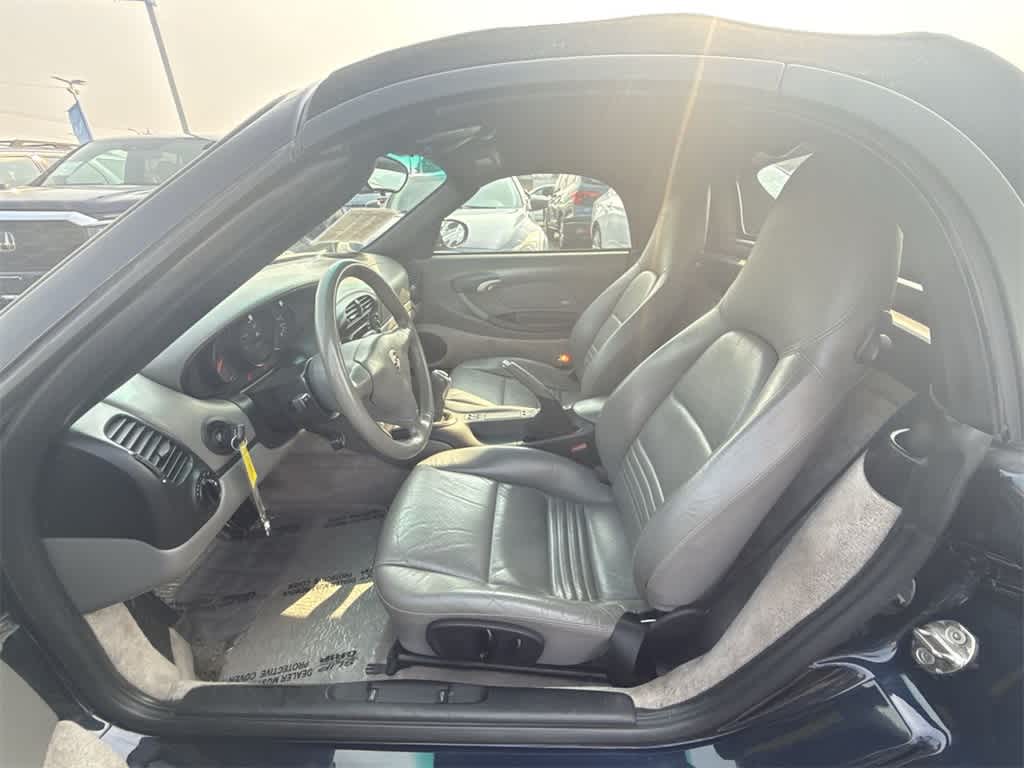 2003 Porsche Boxster Base photo 2